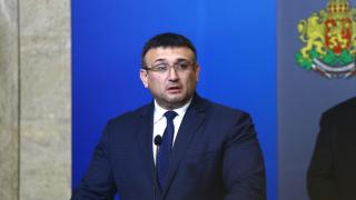 Младен Маринов: За да се вдигне заплащането на нощния труд на полицаите, са необходими средства