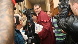 Лоши новини за Петър Харалампиев и задържаните чиновници от ДАБЧ