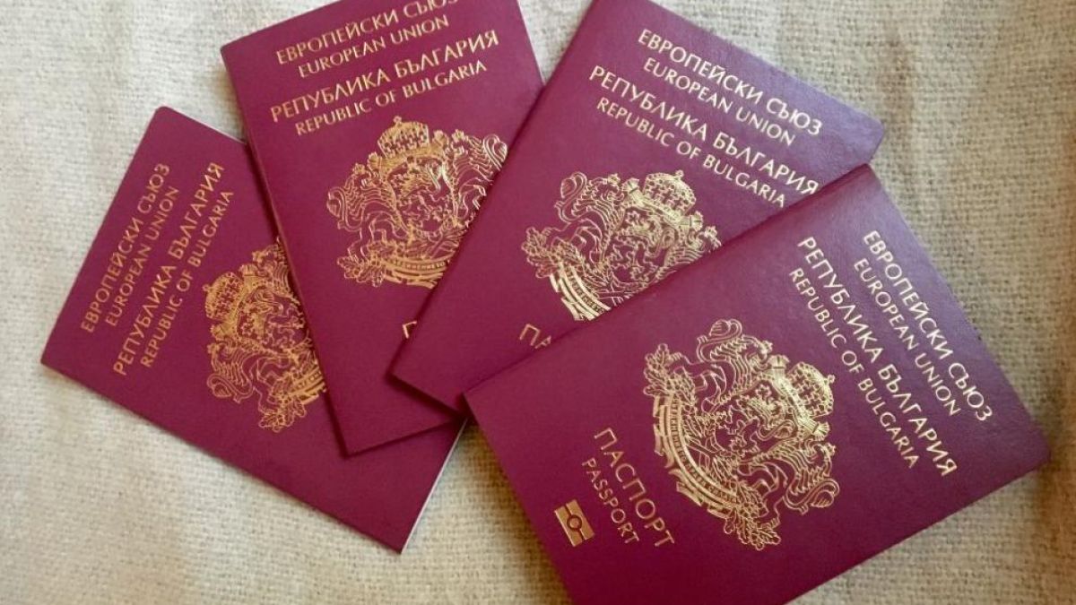 Скандалът продължава да се разплита! Арести и в Сърбия за издаване на фалшиви документи за български паспорт