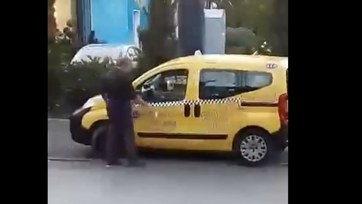 Бакшиш направи нещо много гадно на улицата, но си получи заслуженото (ВИДЕО)