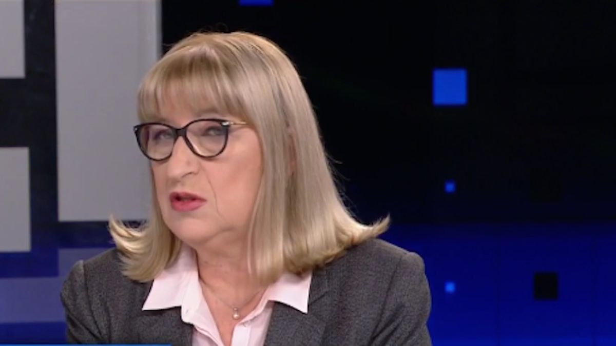 Цецка Цачева: Аз уволних дисциплинарно Катя Матева, но това няма нищо общо с подаваните от нея сигнали