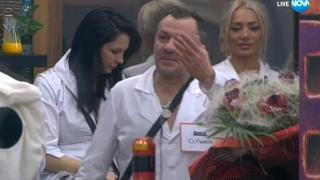 Гъмов пиян като кирка! Псува и нарежда всички в "Брадъра"