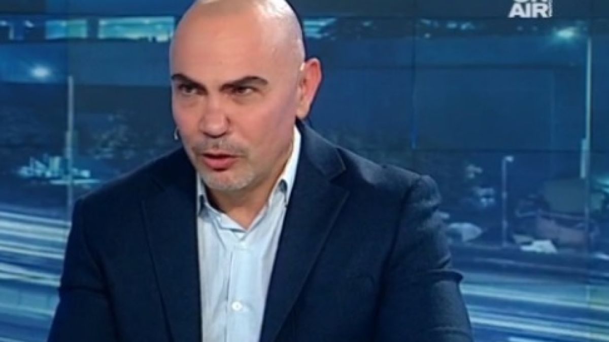Росен Петров пак легна под ножа! Изръси се с колосална сума за нов нос