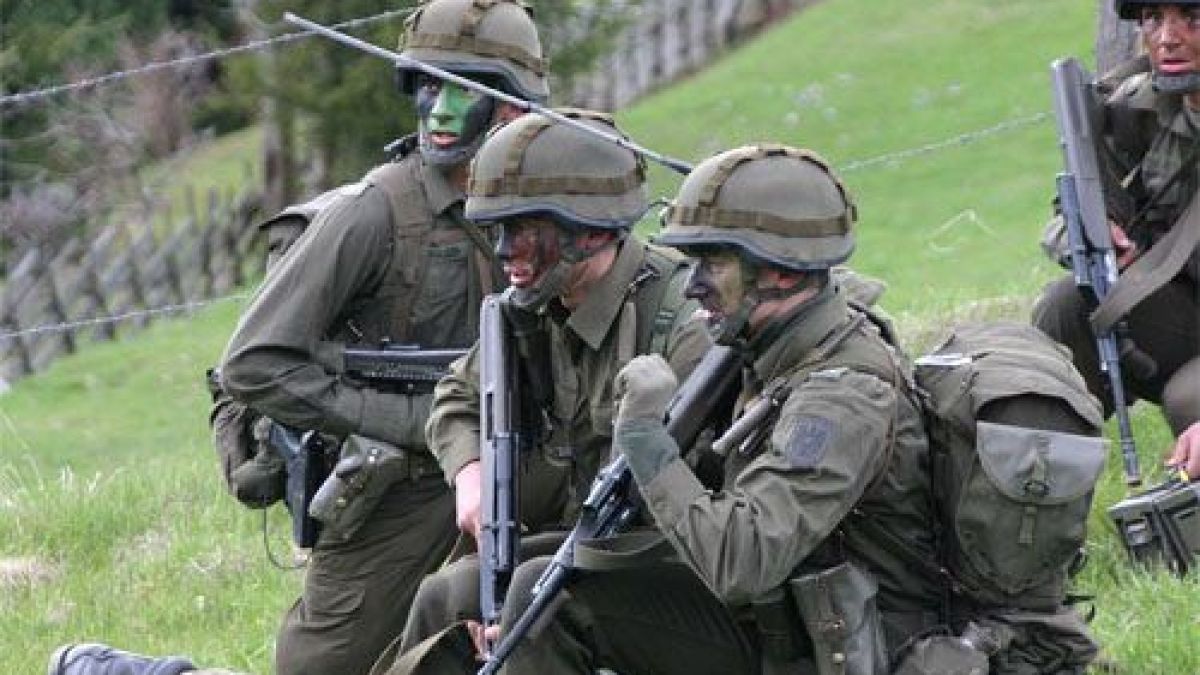 Скандал в Австрия: Полковник от армията 20 години шпионирал за руското военно разузнаване