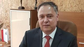 За първи път у нас: Отстраниха ректора на ТУ – Варна проф. Росен Василев за плагиатство