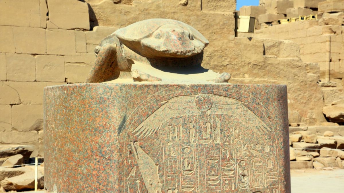 За първи път в историята: Археолози намериха необичайни мумии в Египет