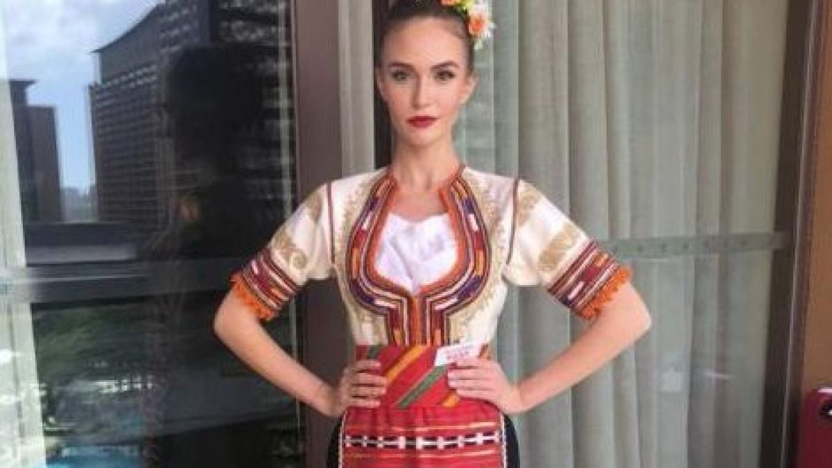 Красивата моделка Калина Митева смая Китай (СНИМКА)