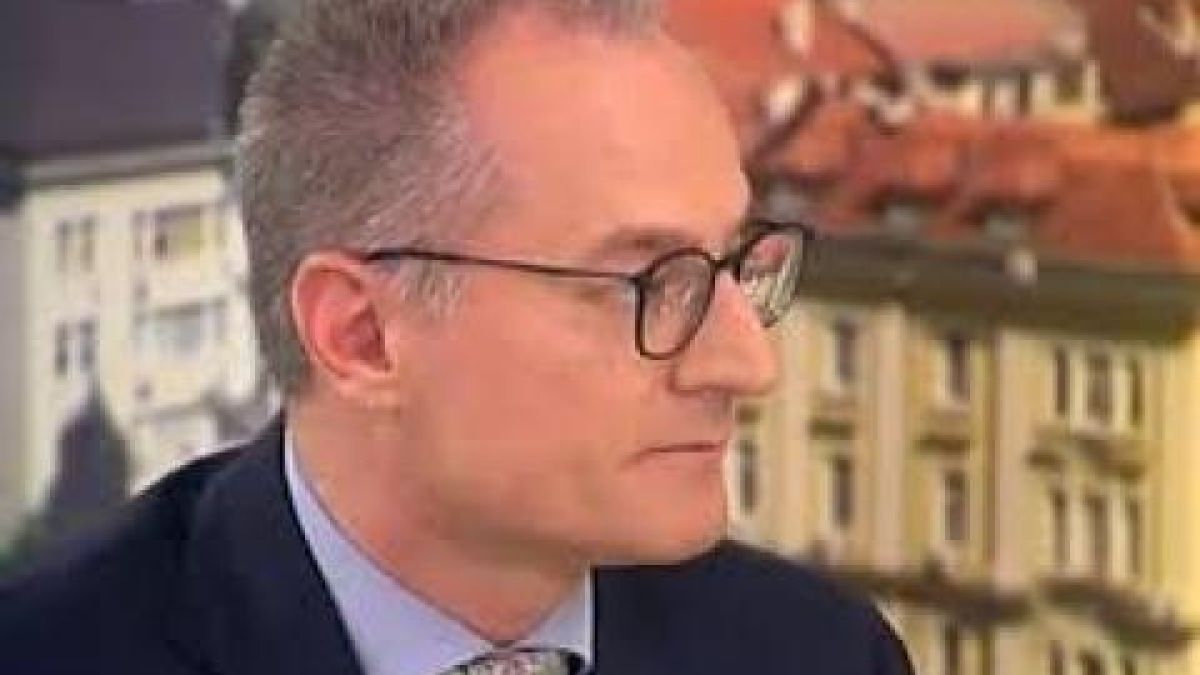 Лозан Панов се скри и не отиде на разпит в антикорупционната комисия