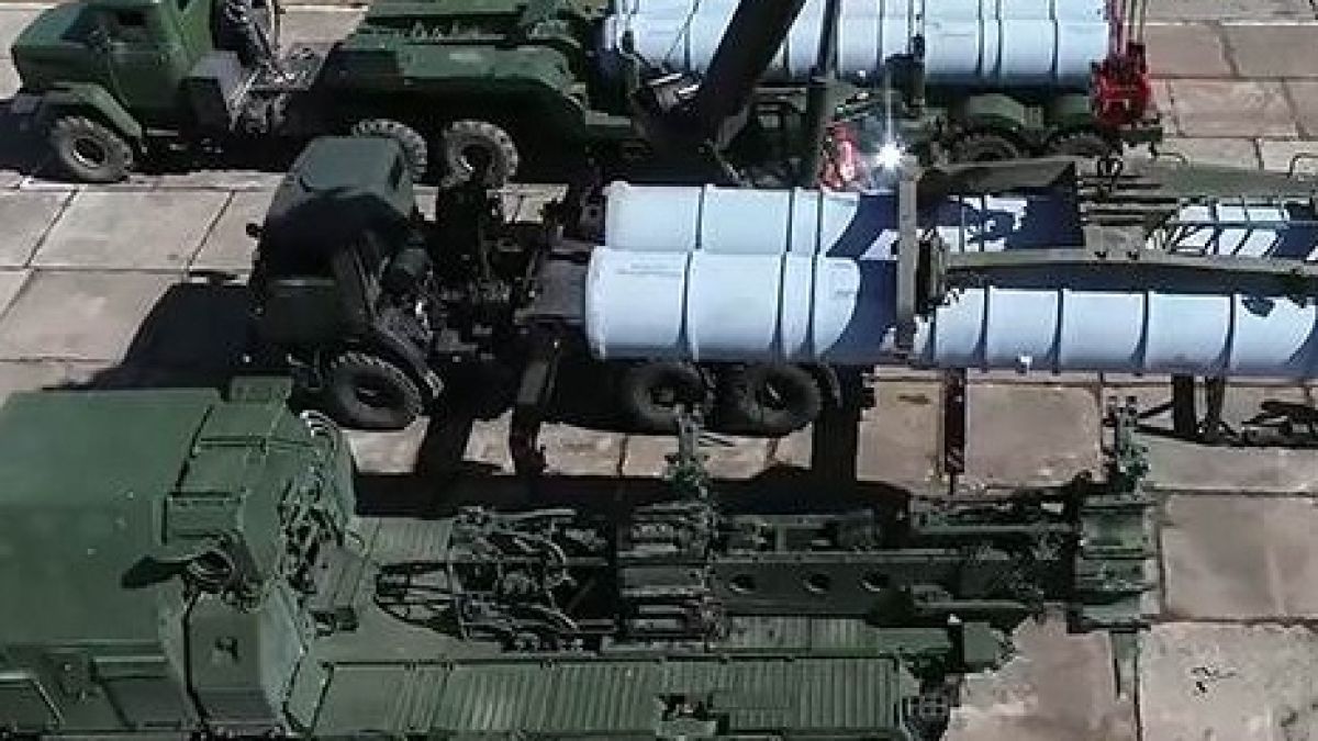 CNBC: Не по-малко от 14 страни са готови да купят С-400 от Русия, въпреки санкциите на САЩ