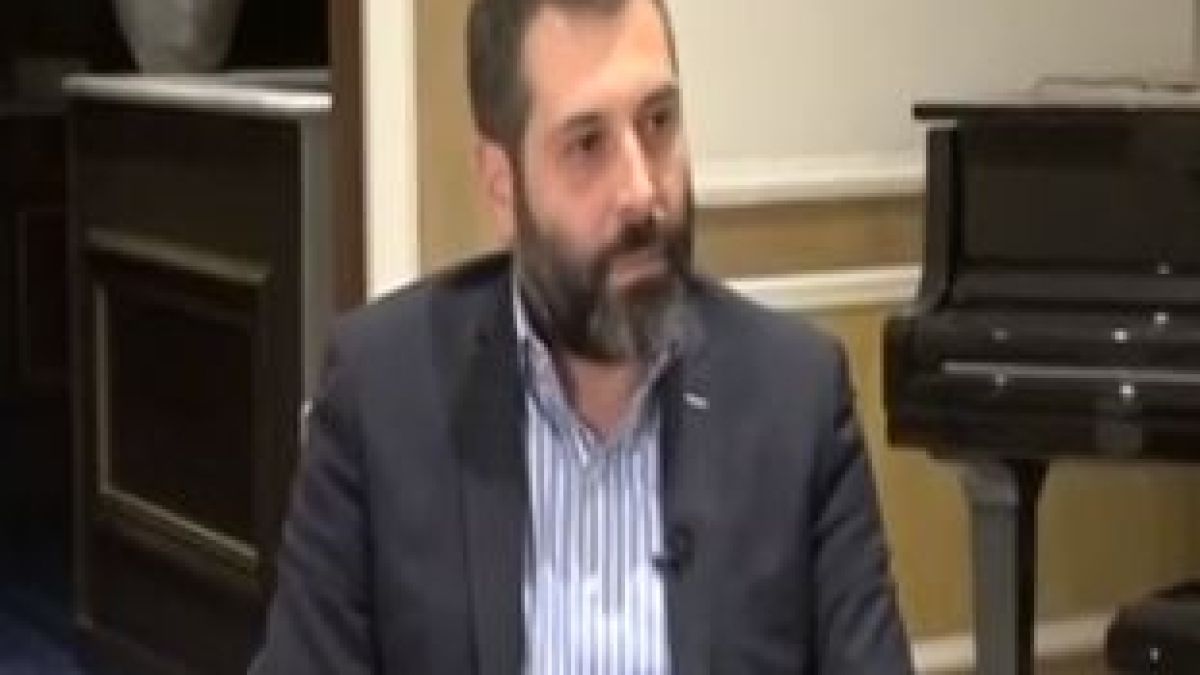 Френски адвокат разказа за неволите и мъките на Баневи в ареста, издаде колко дълго ще се проточи екстрадирането им в България