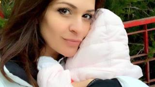 Преслава пусна уникална СНИМКА с бебето си