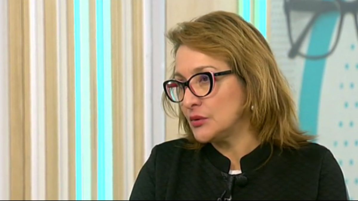 Проф. Антоанета Христова: Оставката на Валери Симеонов отпуши една тапа, която...