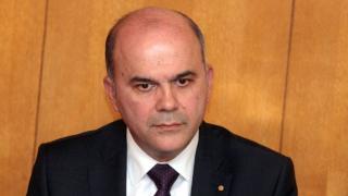 Социалният министър с важни новини за хората с увреждания, майките и пенсионерите
