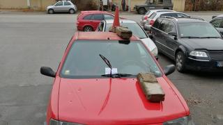 Само в БЛИЦ! Благоевградчанин паркира като цар край Киноцентъра и получи урок, който ще помни цял живот (СНИМКА)