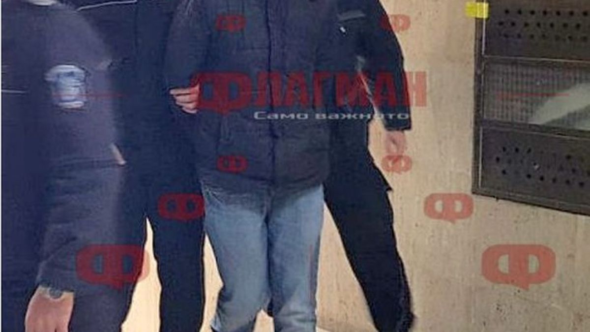 Ето го наглия Ерхан, откраднал над 15 хил. лв. от глухоняма бургазлийка след авантюра във фейсбук (СНИМКА)