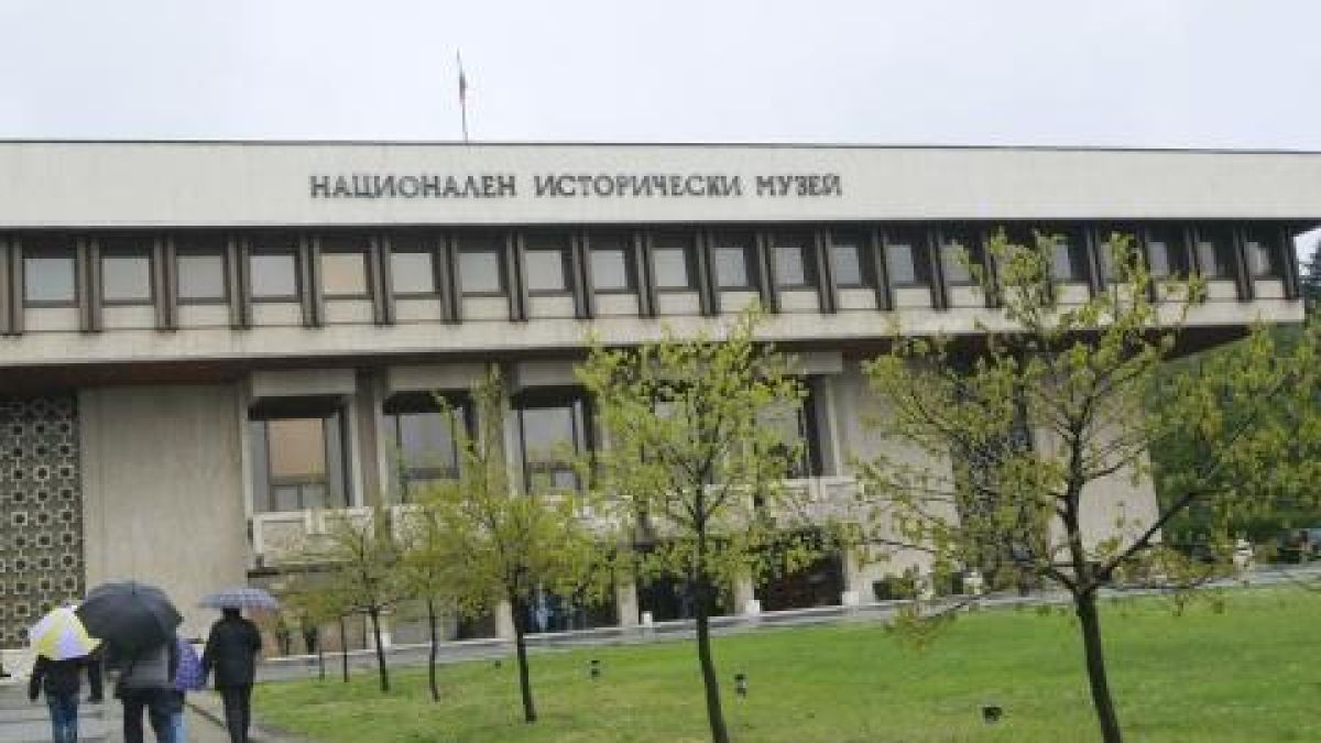 И таз добра?! Откраднаха колата на НИМ