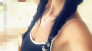 Разтърсваща изповед на момиче: Трябваше да спя с 30 души на месец, за да си платя наема в блока на проститутките в Лондон