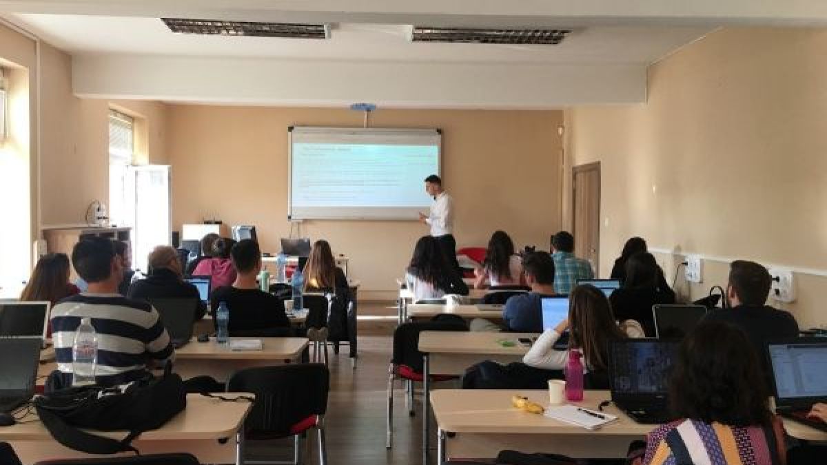Райфайзенбанк си сътрудничи със Софийския университет в търсене на иновативни решения 
