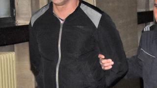 Закопчаха Илиян Варсанов и гаджето му, ченгетата останали изумени от намереното в апартамента! 