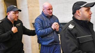 Съдът безмилостен към Варсанов! Вижте шармантната му любовница, която го защитаваше със зъби и нокти (СНИМКИ) 