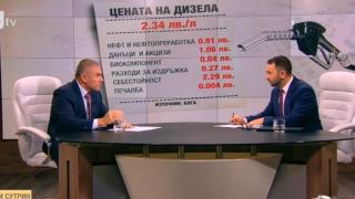 Марешки обясни как се надува цената на горивата и колко лесно може да бъде пресечена спекулата, но пак си направи реклама 