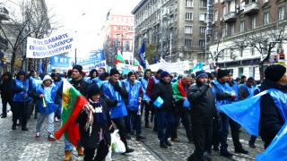 Протест след протеста срещу кабинета на Радев: След пътищарите миньорите превземат София