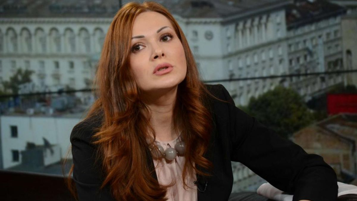 Шефката на Агенцията по вписванията: В обществото няма нагласа да се уреждат... 