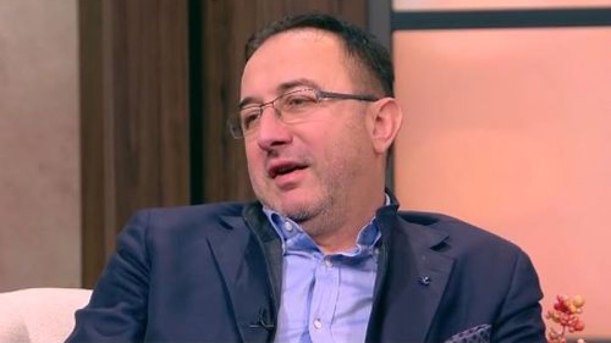 Роман Василев закопа Лозан Панов: Като говориш за зависимости - излизаш и посочваш конкретните хора 