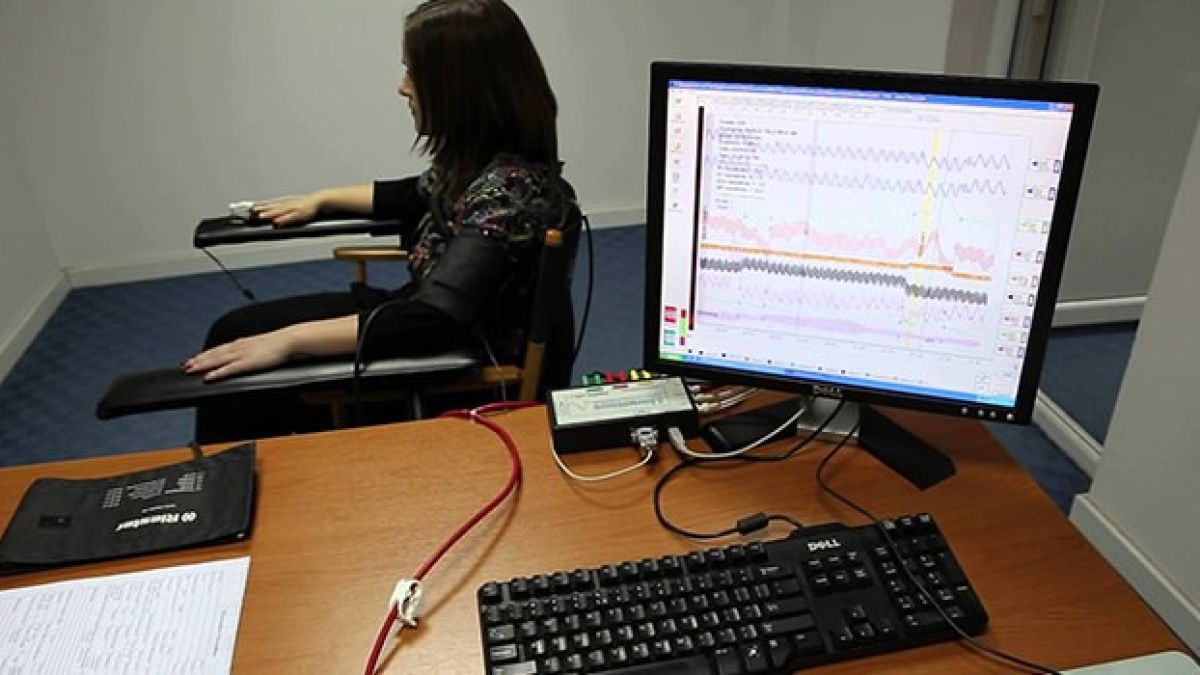Скандално интервю за работа очаква всички мераклии, цанили се да работят в софийски фирми!