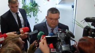 Цацаров посочи точната дата, когато Баневи ще бъдат върнати в България
