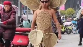 Хората не вярват на очите си, когато видят модната линия на този дизайнер (ВИДЕО)