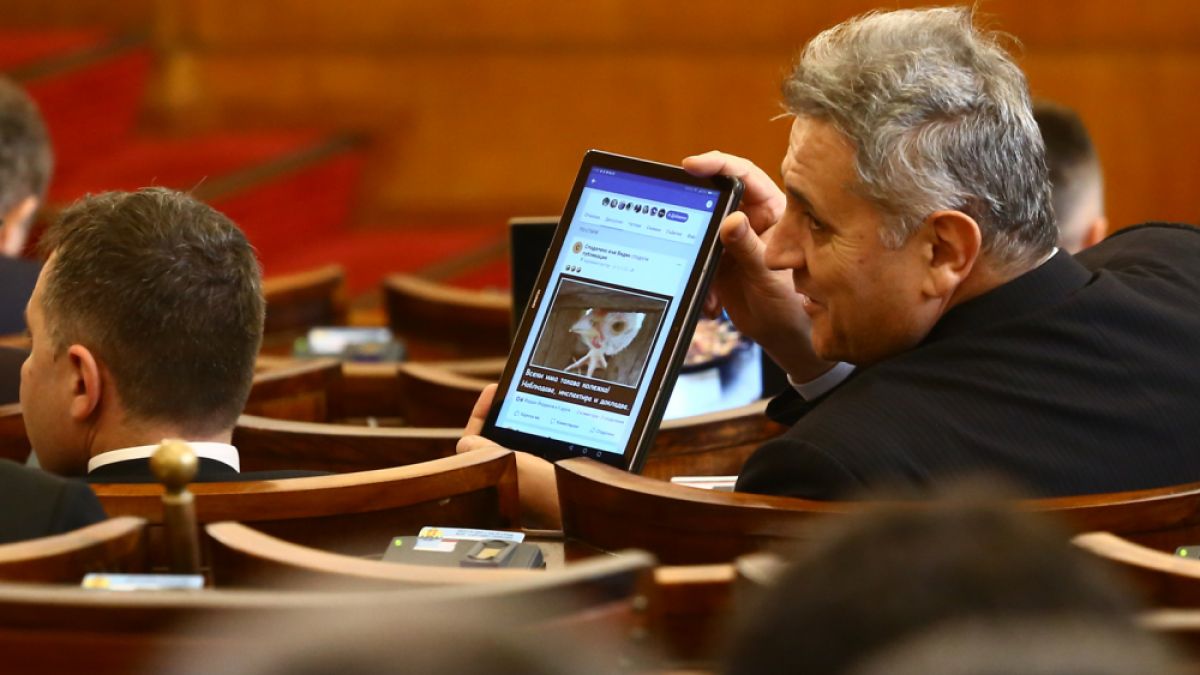 Ето кога депутатите ще останат без заплати!