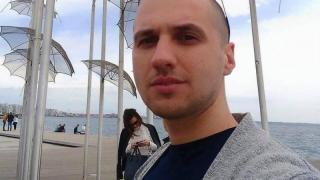 Срамен скандал: Пиян пожарникар от АЕЦ „Козлодуй“ спипа натясно студент и се случи нещо ужасно!
