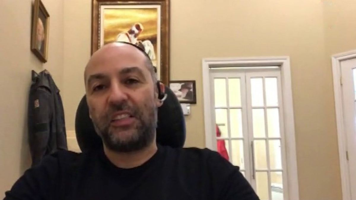 Предприемач спасява секс робини на "Ислямска държава" 