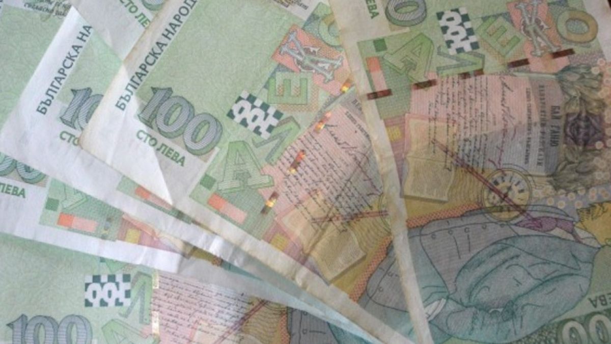 Стана ясно колко от фирмите у нас ще зарадват служителите си с коледни бонуси 