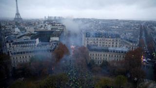Франция към Тръмп: Не се намесвайте във вътрешните ни работи, ние не се занимаваме с политиката на САЩ! 