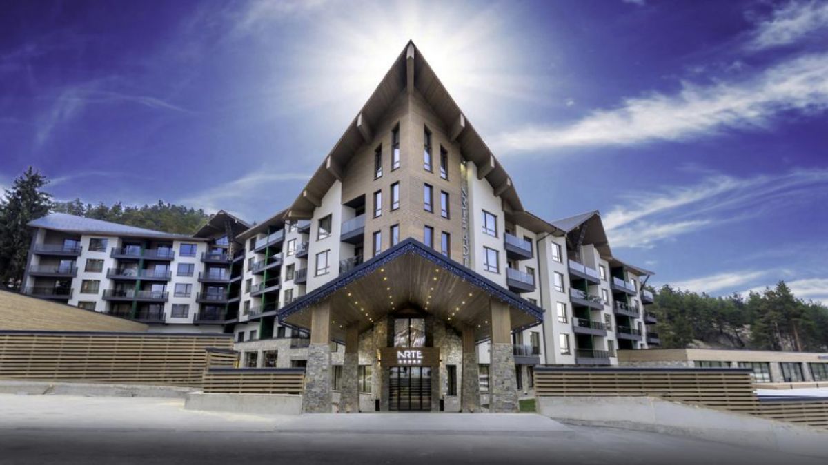 Втора поредна година: Arte Spa&Park Hotel*****  - Най-добър петзвезден  SPA хотел за 2018г.в България и на Балканите