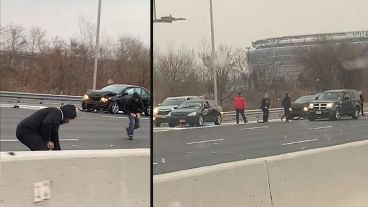 Инкасо автомобил разпиля пари на магистрала в САЩ (ВИДЕО)