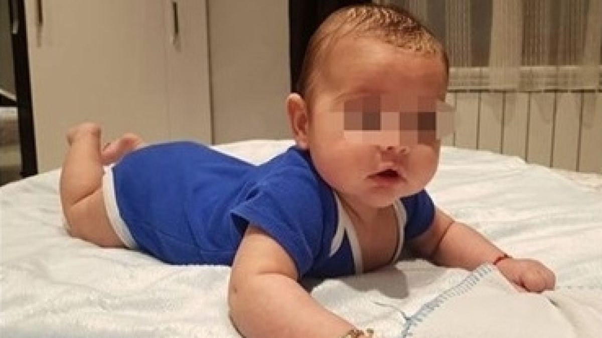 СНИМКА показа как позлатиха внучето на скандалния Ценко Чоков!