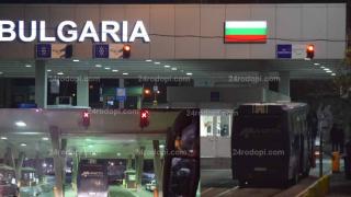 Автобуси, тъпкани с хиляди нашенци, тръгват от всички части на Европа обратно към България