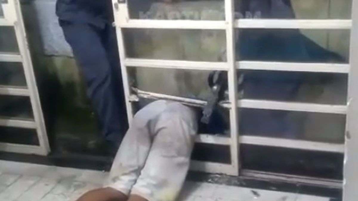 Пиян разбойник попадна в доста неловка ситуация по време на престъпление (ВИДЕО)