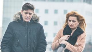 Джентълмен от класа! Виктор Николаев всеки ден с огромен жест към колежката Радева