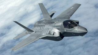 Defense News издаде колосалната цена на новия US изтребител от шесто поколение 