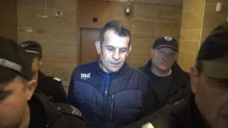 Убиецът на рейнджъркъта изнагля в съда: Каменно изражение и иронични подмятания (ВИДЕО)