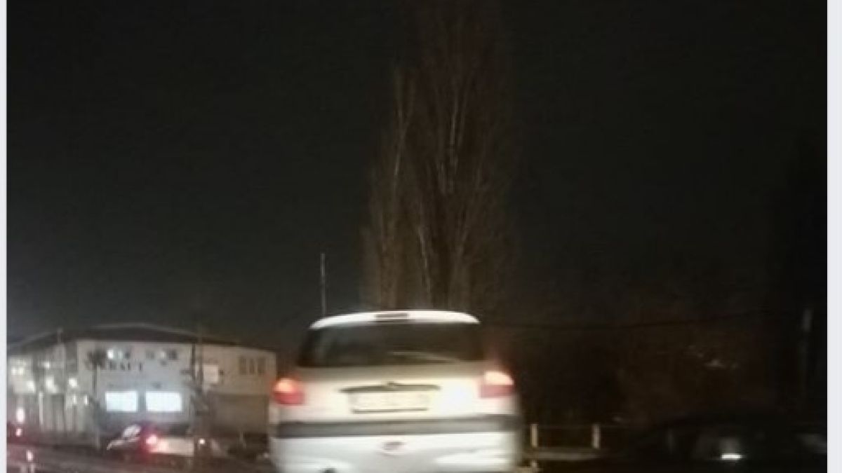 В Пернишко са истински виртуози! Само за ден двама шофьори направиха каскади, за които дълго ще се говори! (СНИМКА)