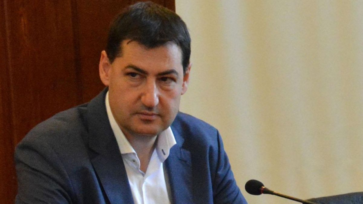 Ново 20: Кметът на Пловдив няма да разфасова прасета, направил социален експеримент