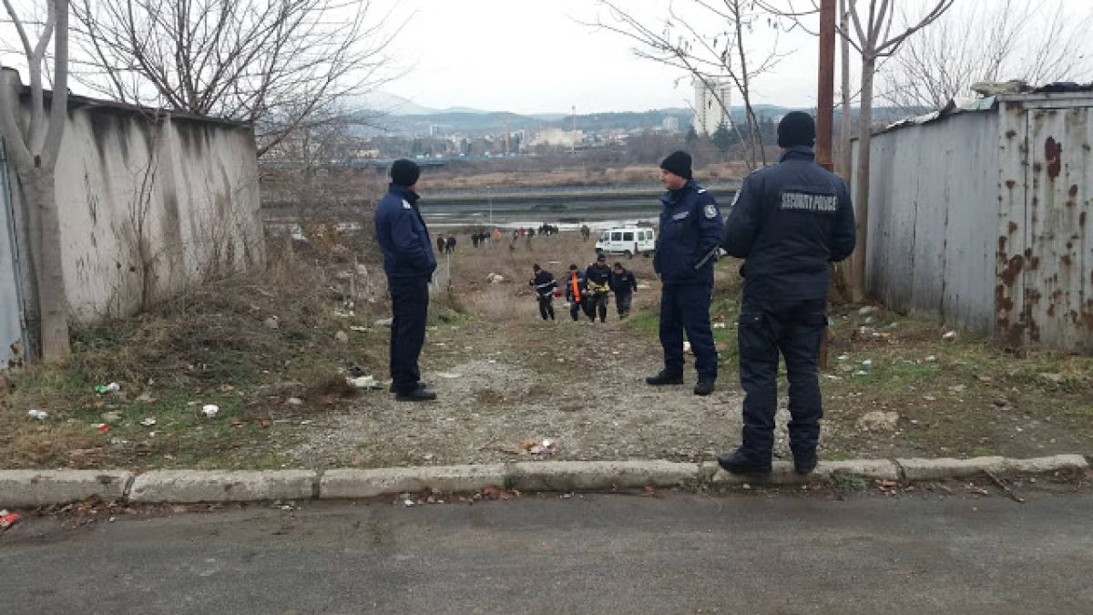 Шок! Майката на мъртвото бебе, намерено във „Водното огледало“, на 27 години със 7 раждания (СНИМКА)