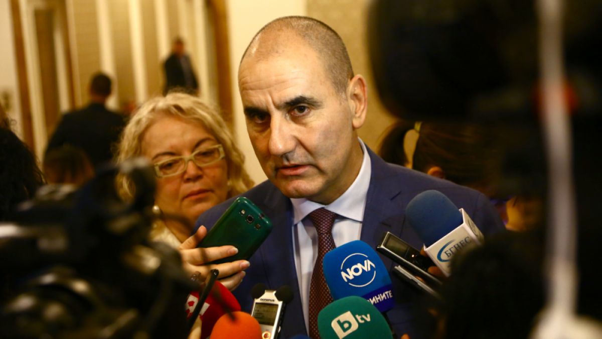 Цветанов коментира предложението на Ахмед Доган за програмен кабинет