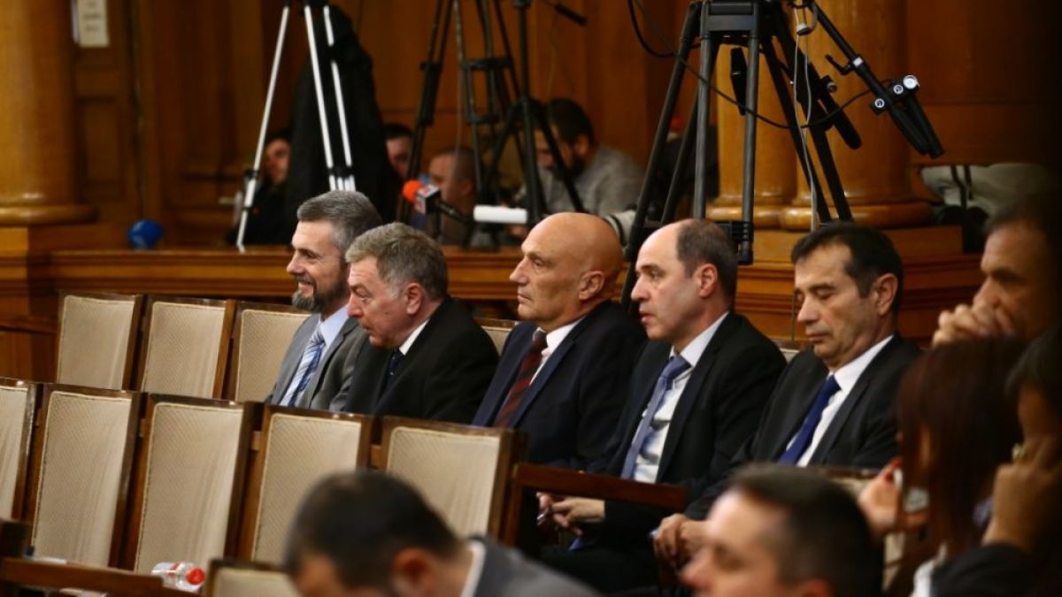 Човек на "Воля" оглави бюрото за контрол на СРС-тата, Бойко Рашков аут от независимия орган (СНИМКИ)