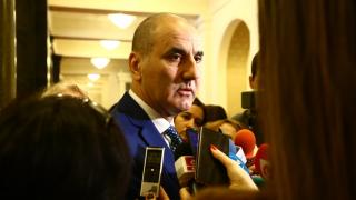 Цветан Цветанов: Ръководството на партията стои твърдо зад кмета на Банско Георги Икономов